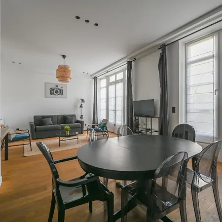 De Prestige - Grand Varenne Apartment *